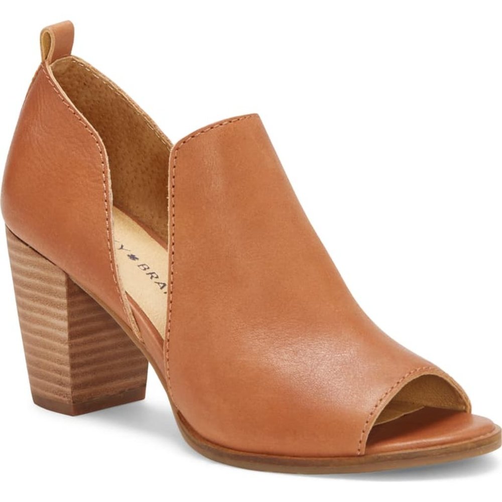 Junai Two Piece Open Toe Pump